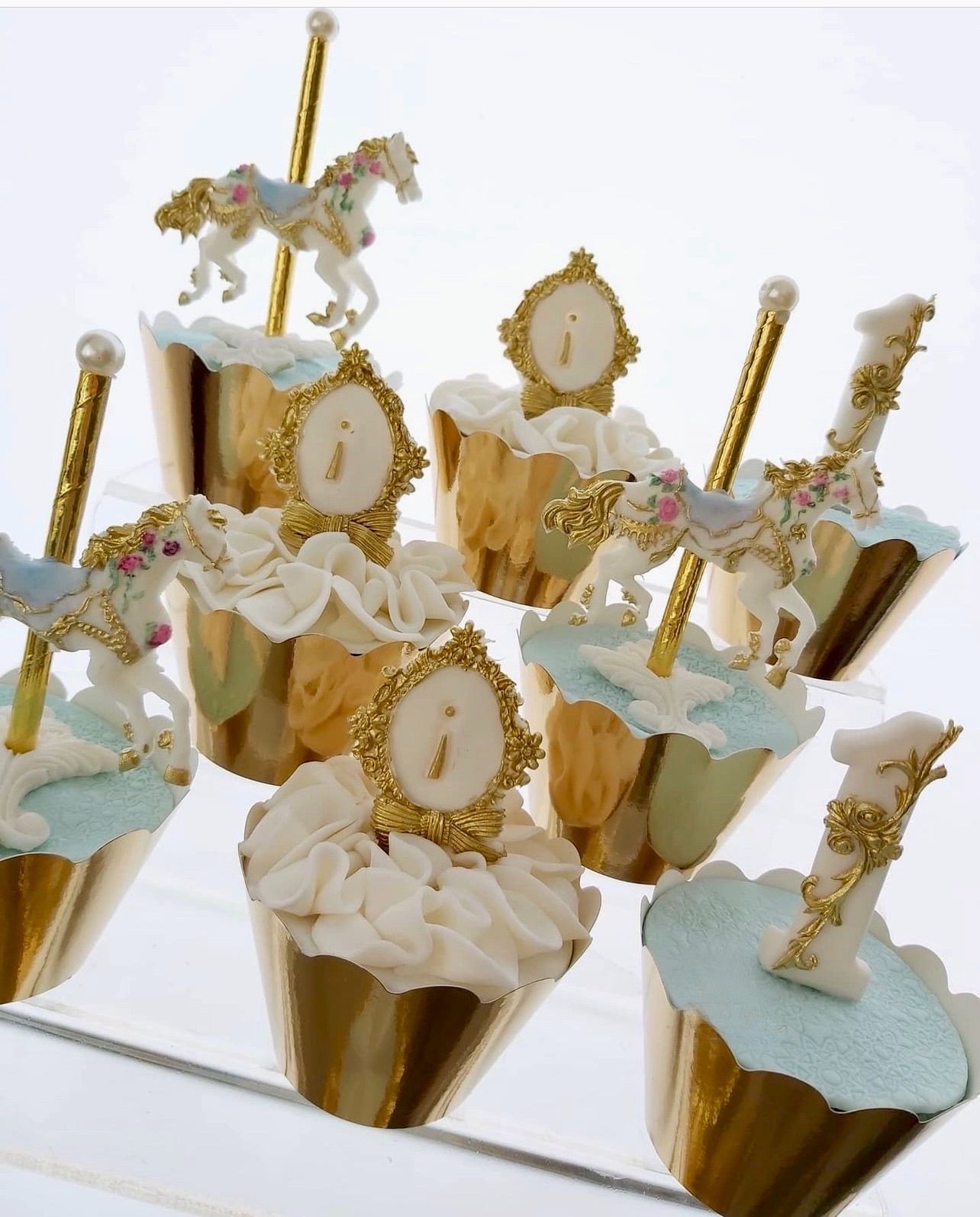3D Fondant Custom Cupcakes